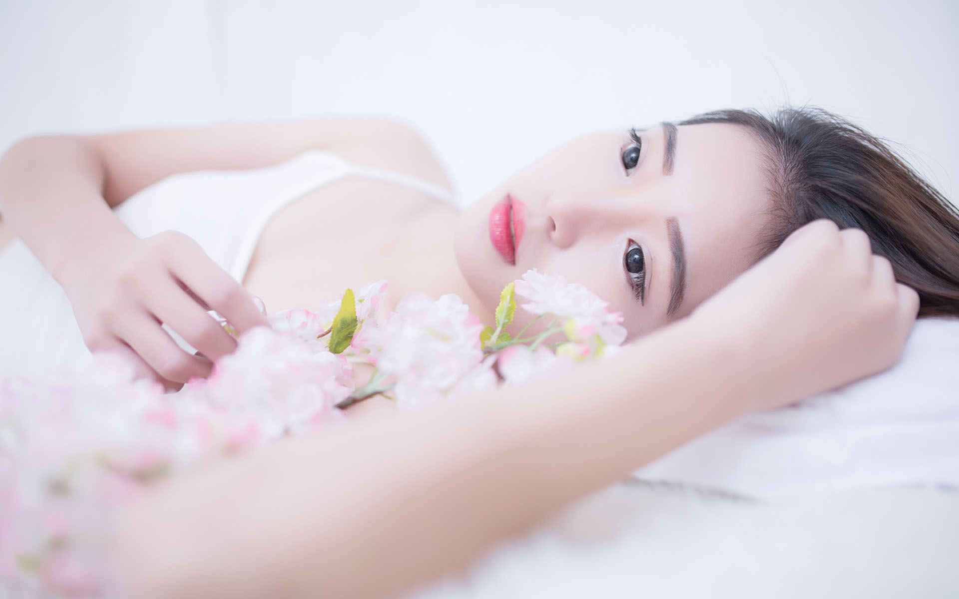 闽粤港“跨境一锁”快速通关首年货值超百亿元人民币